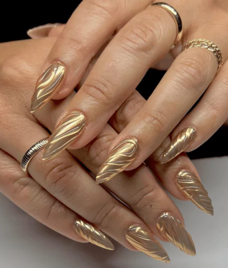 Chrome nails